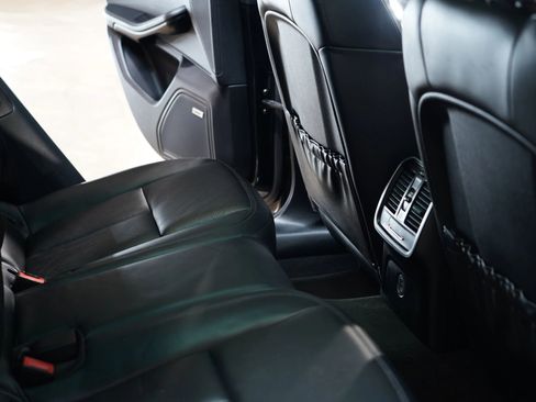 Used 2019 Porsche Macan S image 51