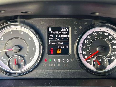 Used 2024 RAM 1500 Classic SLT AWD/4WD image 24