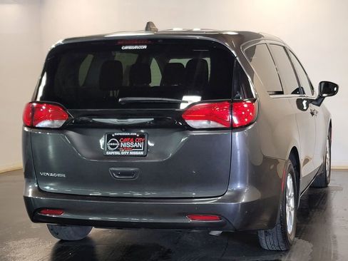 Used 2023 Chrysler Voyager LX FWD image 26