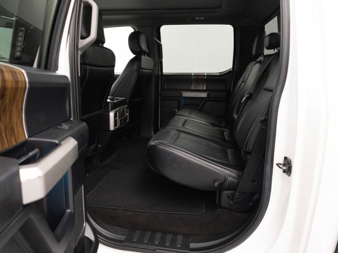 Used 2020 Ford F150 Lariat w/ Equipment Group 502A Luxury AWD/4WD image 30
