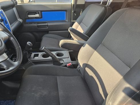 Used 2007 Toyota FJ Cruiser 4WD w/ Upgrade Pkg 1 image 21