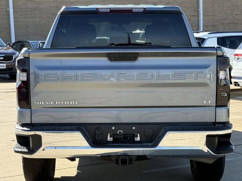 Used 2021 Chevrolet Silverado 1500 LT image 6