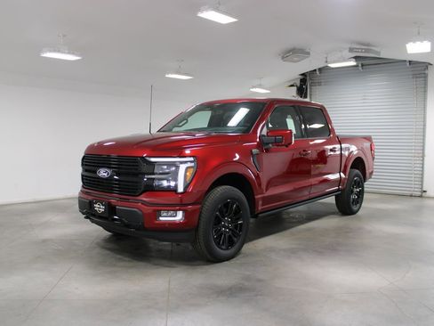 New 2026 Ford F150 Platinum w/ Equipment Group 702A High AWD/4WD image 3