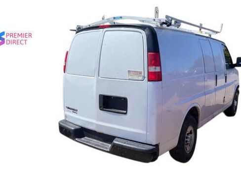 Used 2014 Chevrolet Express 2500 image 5