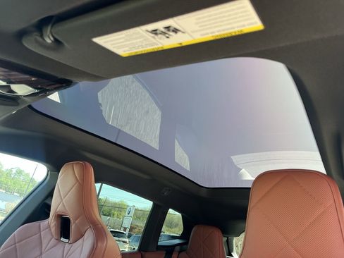 New 2026 BMW iX xDrive45 w/ M Sport Package image 30