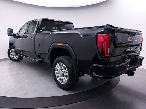 Used 2022 GMC Sierra 3500 Denali w/ Denali Ultimate Package AWD/4WD image 15