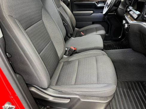 Used 2023 GMC Sierra 1500 Elevation image 31