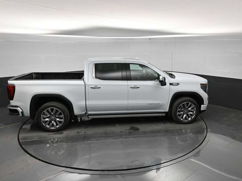 New 2026 GMC Sierra 1500 Denali w/ Denali Reserve Package AWD/4WD image 34