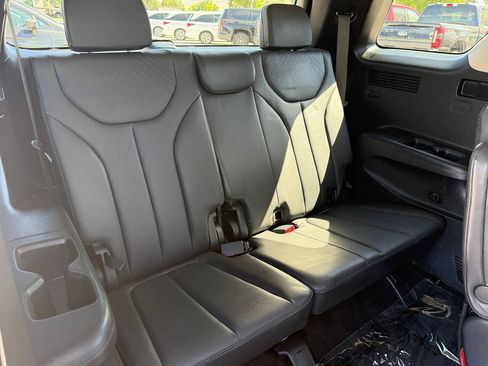 Used 2023 Hyundai Palisade SEL w/ Premium Package AWD/4WD image 21