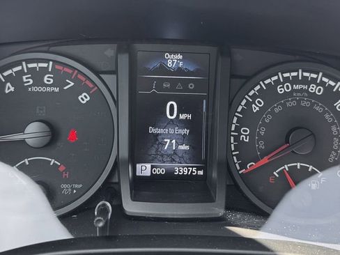 Used 2023 Toyota Tacoma SR AWD/4WD image 16