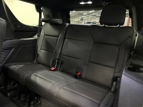 Used 2023 Chevrolet Tahoe High Country AWD/4WD image 25