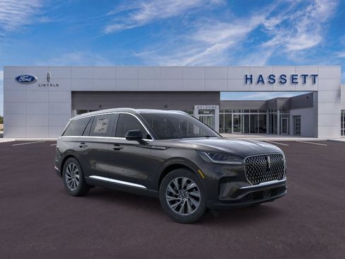New 2026 Lincoln Aviator AWD image 7