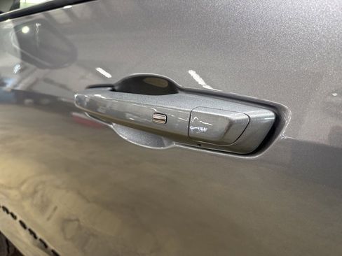 New 2026 Chevrolet Traverse RS w/ LPO, Floor Liner Package image 17