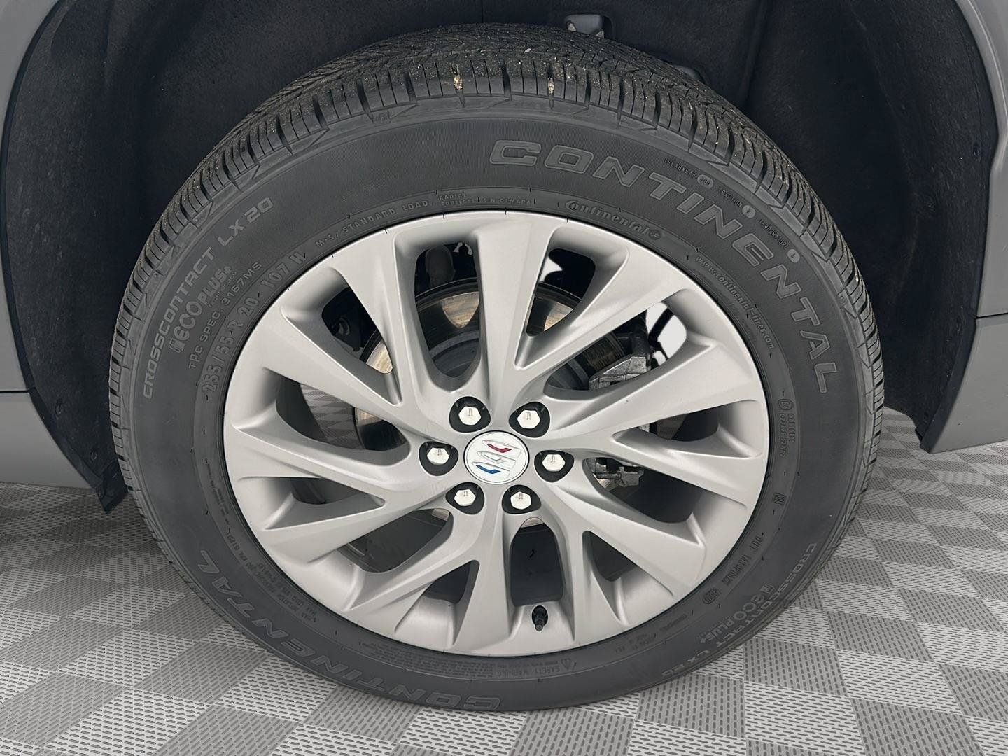 Used 2026 Buick Enclave Preferred AWD/4WD image 29