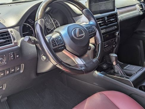 Used 2022 Lexus GX 460 Premium w/ Premium Package AWD/4WD image 9