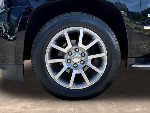 Used 2019 GMC Yukon XL Denali RWD image 33