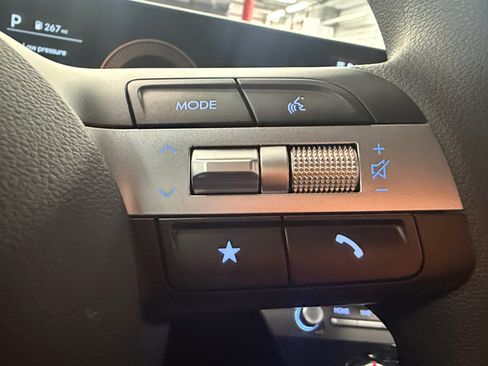 Used 2025 Hyundai Sonata SE FWD image 18