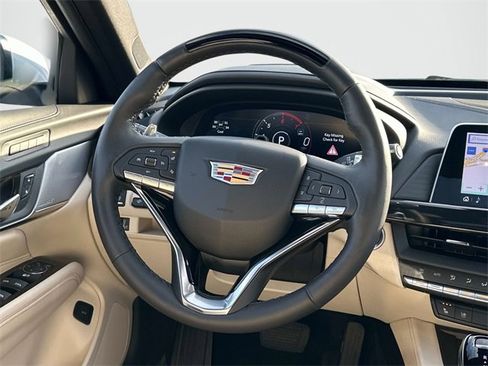 Used 2025 Cadillac CT4 Premium Luxury image 6