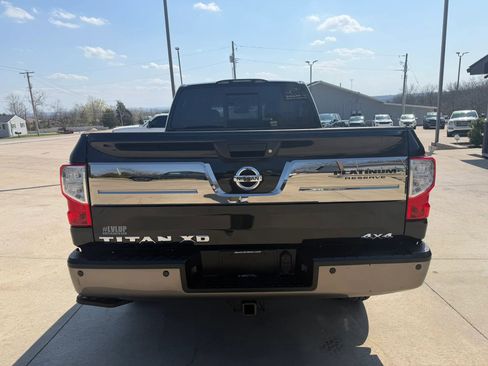 Used 2018 Nissan Titan Platinum Reserve w/ Platinum Utility Package image 8