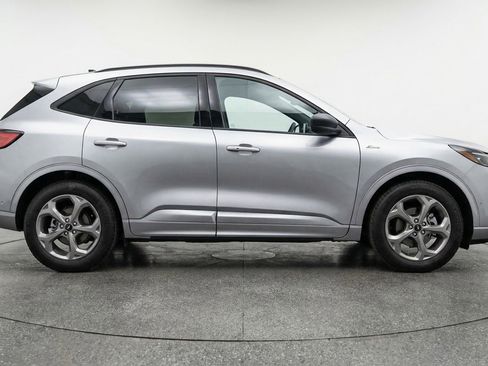 Used 2024 Ford Escape ST-Line FWD image 11