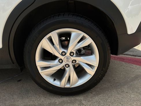 Used 2025 Buick Encore GX Preferred FWD image 9