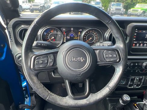 Used 2021 Jeep Wrangler Unlimited Sport AWD/4WD image 25