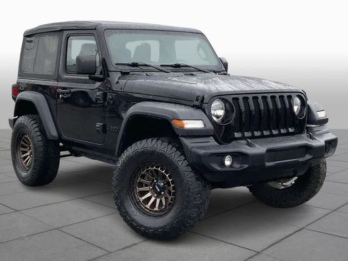 Used 2023 Jeep Wrangler Sport image 2