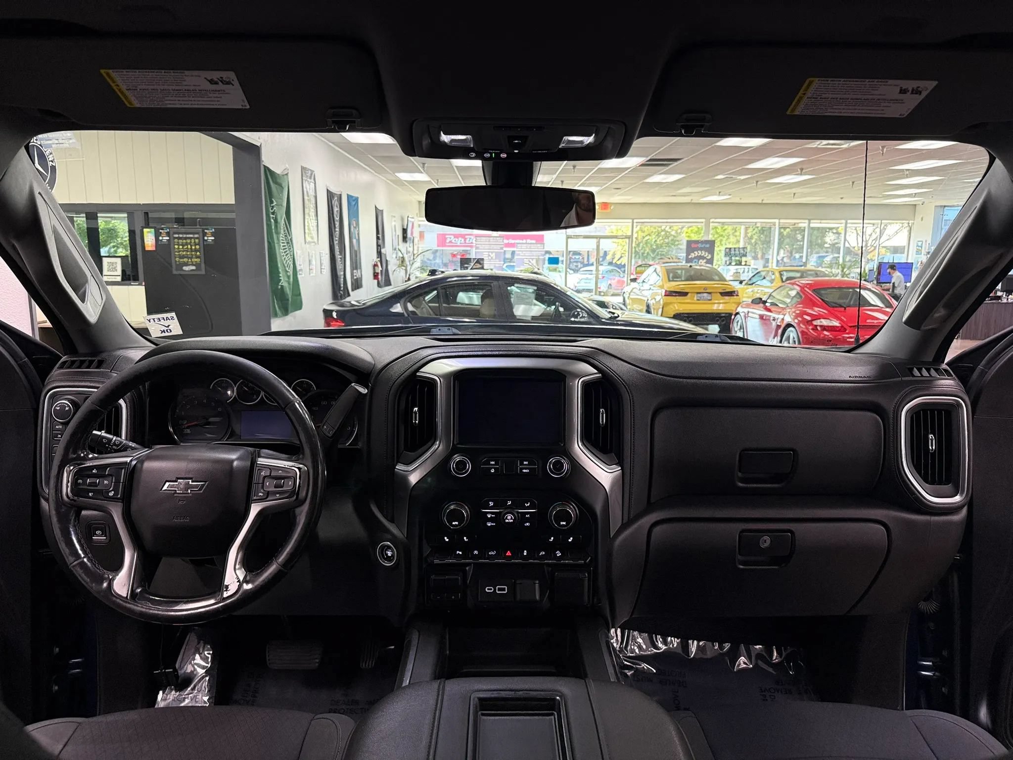 Used 2019 Chevrolet Silverado 1500 LT Trail Boss AWD/4WD image 9