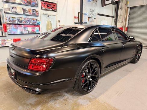 Used 2024 Bentley Flying Spur W12 AWD/4WD image 5