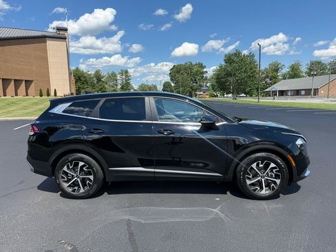 Used 2023 Kia Sportage EX FWD image 5