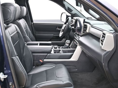 Used 2026 Toyota Tundra Limited AWD/4WD image 34