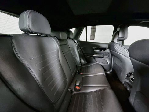 Used 2026 Mercedes-Benz GLC 300 4MATIC image 41