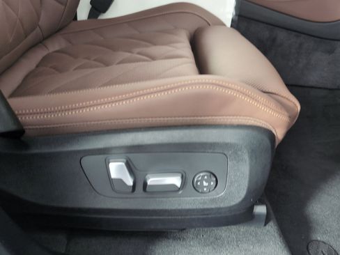 New 2026 BMW X5 sDrive40i w/ Premium Package image 32