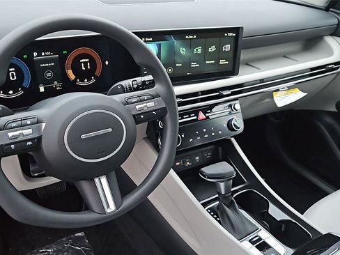 New 2026 Hyundai Tucson SEL image 11