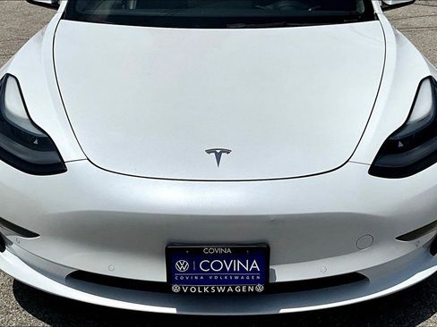 Used 2022 Tesla Model 3 Long Range AWD/4WD image 33