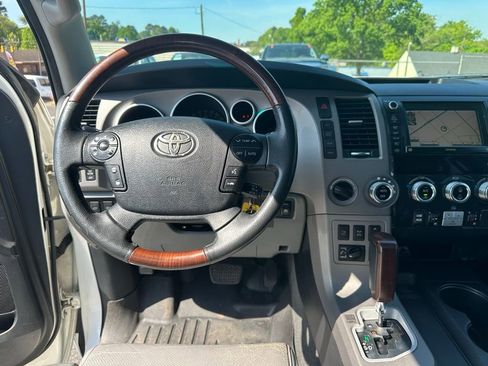 Used 2012 Toyota Sequoia Platinum image 16