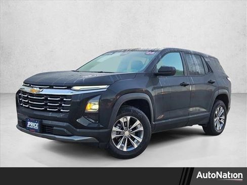 Used 2025 Chevrolet Equinox LT image 1