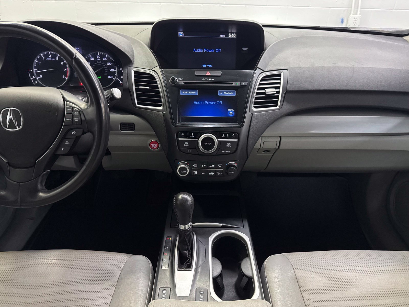 Used 2017 Acura RDX w/ Technology Package AWD/4WD image 16