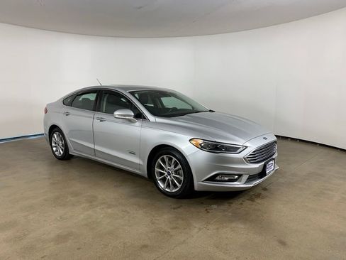 Certified 2017 Ford Fusion Energi SE FWD image 5