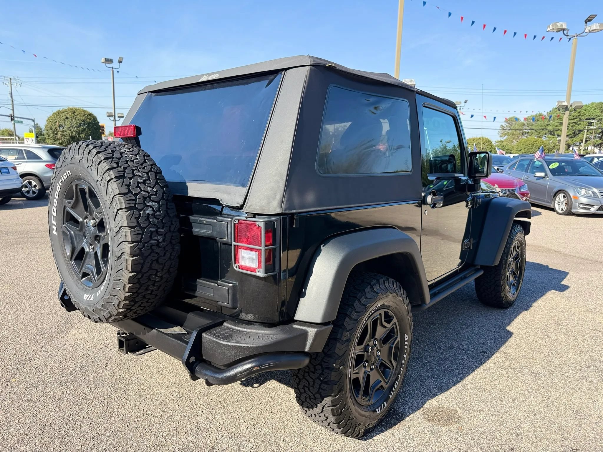 Used 2013 Jeep Wrangler Sahara AWD/4WD image 29