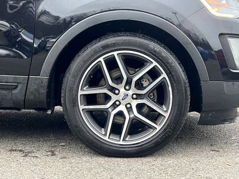 Used 2016 Ford Explorer Sport w/ Equipment Group 401A image 8