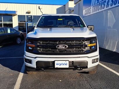 New 2025 Ford F150 XLT w/ Equipment Group 302A MID