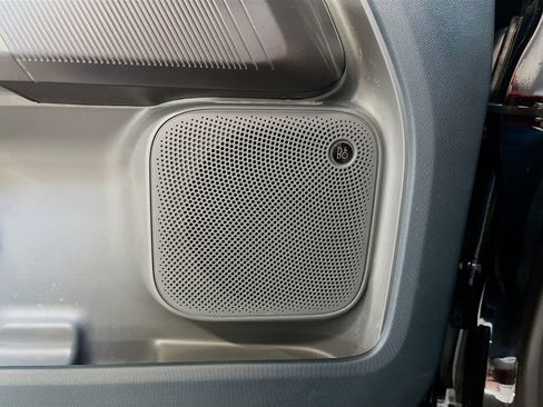 Used 2024 Ford Maverick Lariat w/ Black Appearance Package image 19