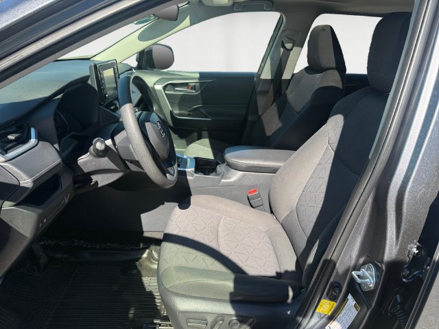 Used 2019 Toyota RAV4 XLE w/ Convenience Package AWD/4WD image 9