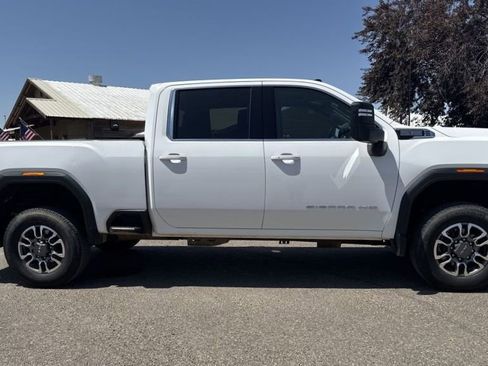 Used 2024 GMC Sierra 3500 SLE image 19