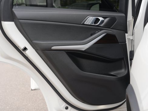 Used 2020 BMW X5 xDrive40i w/ Premium Package AWD/4WD image 24