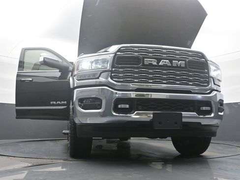 Used 2022 RAM 2500 Limited image 58