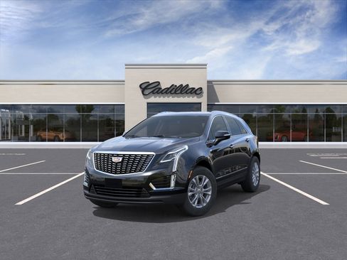 New 2026 Cadillac XT5 Luxury w/ LPO, Floor Liner Package AWD/4WD image 8