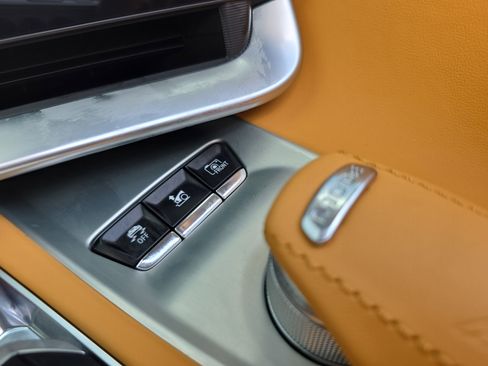 Used 2025 Chevrolet Corvette Z06 RWD image 26