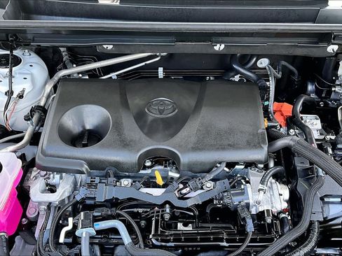 Used 2026 Toyota RAV4 SE FWD image 32